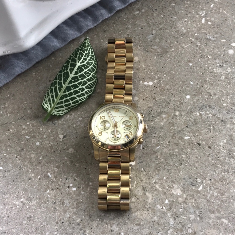MICHAEL KORS Gold Watch